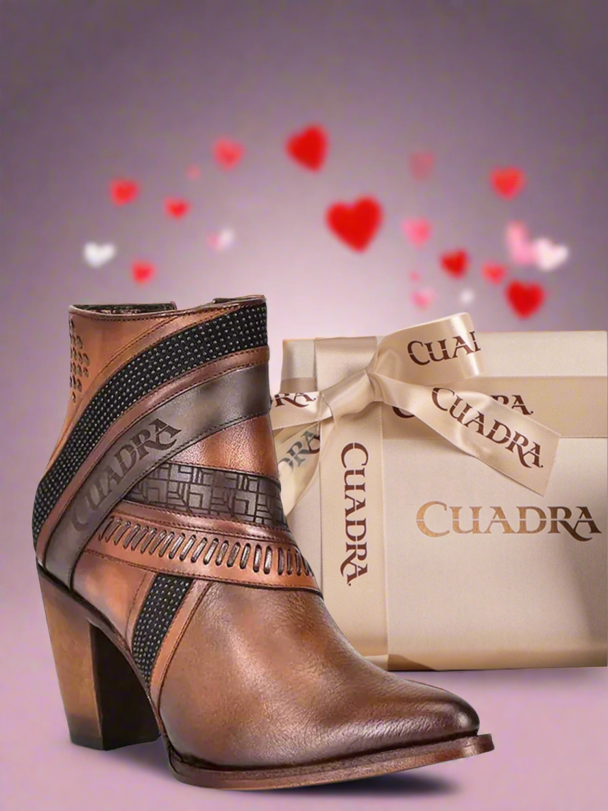 Cuadra Ankle Engraved Honey Bootie