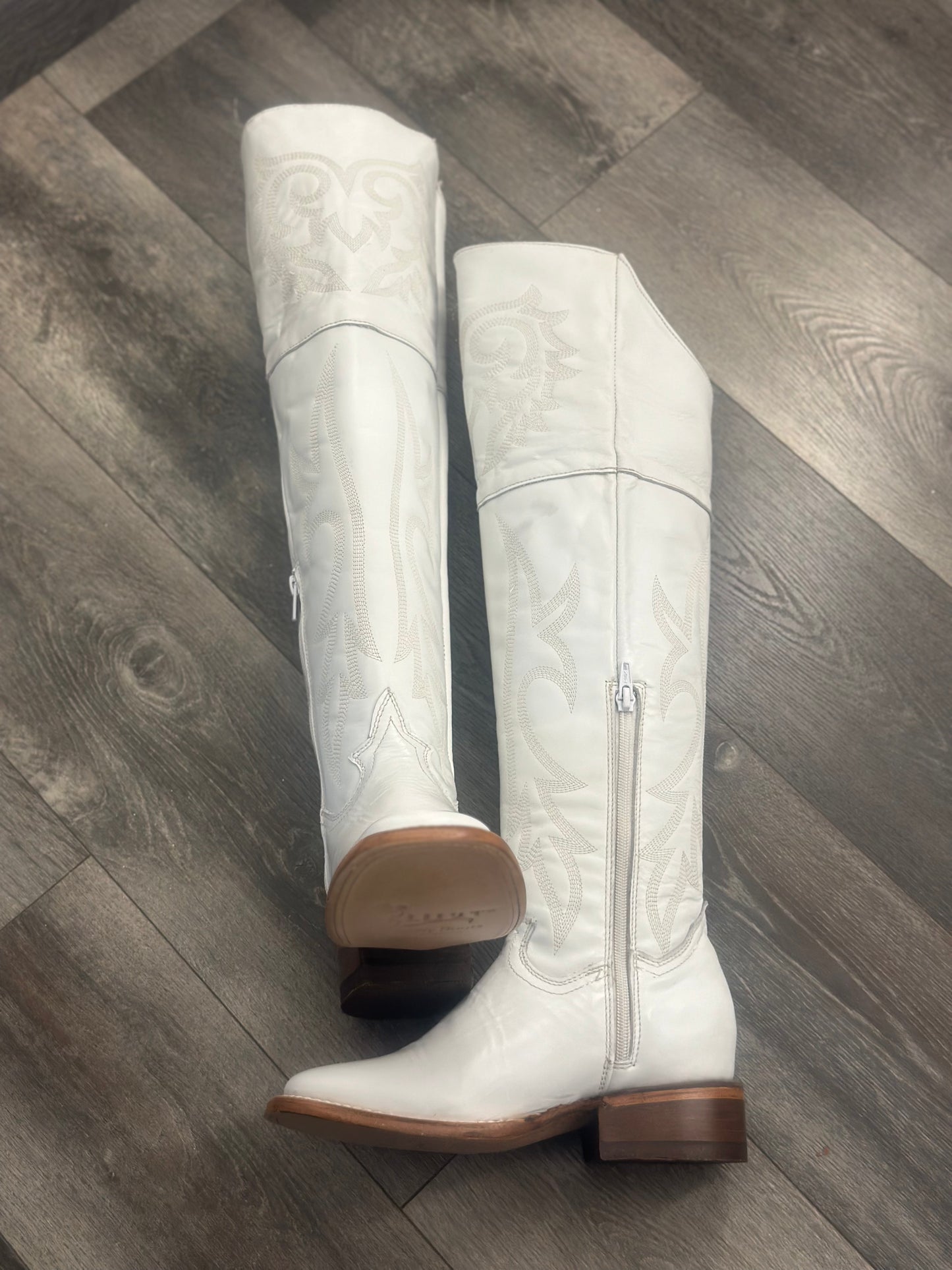 Jaqueline White Square Toe Knee High Western Boot (White)