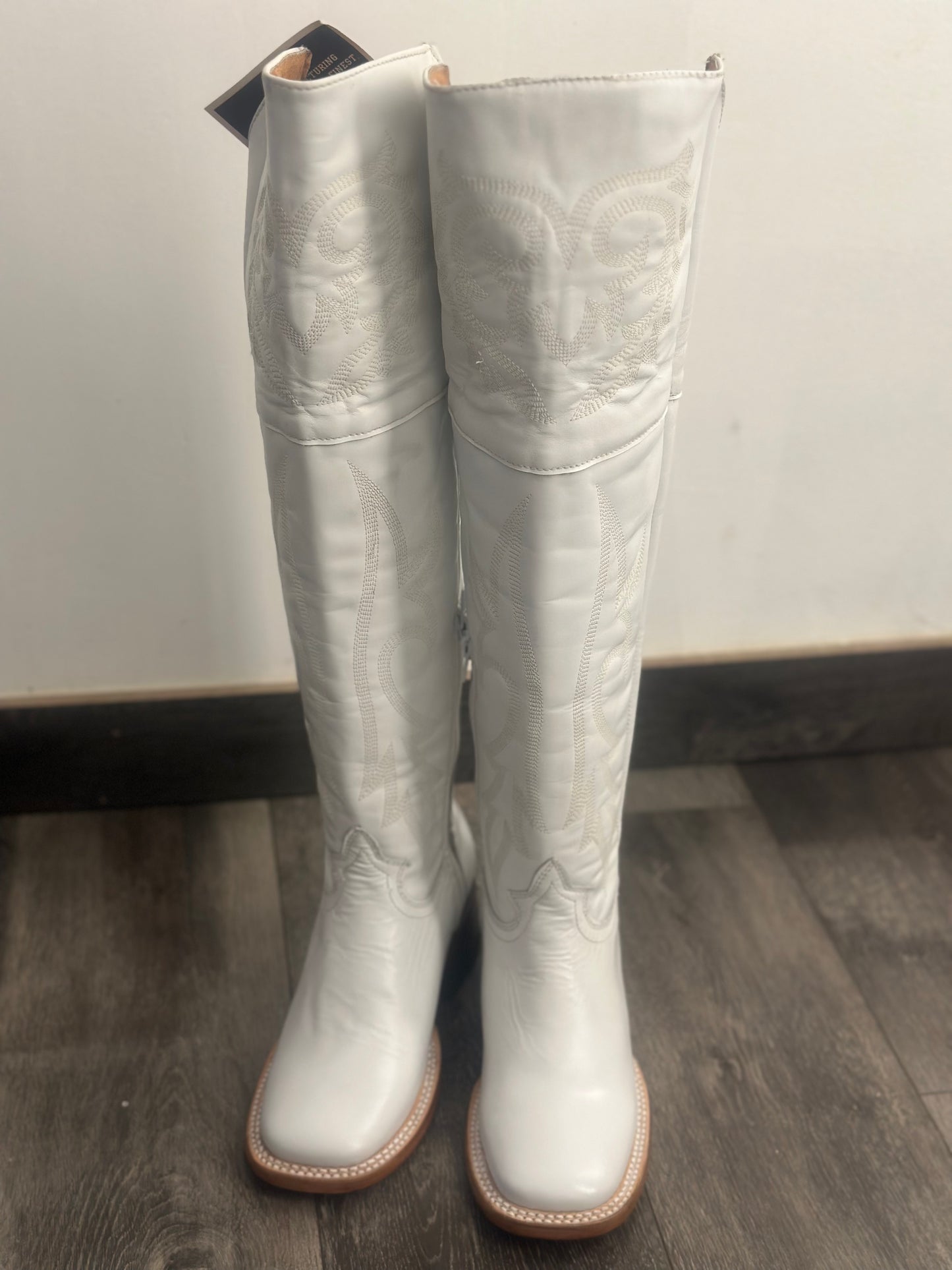 Jaqueline White Square Toe Knee High Western Boot (White)