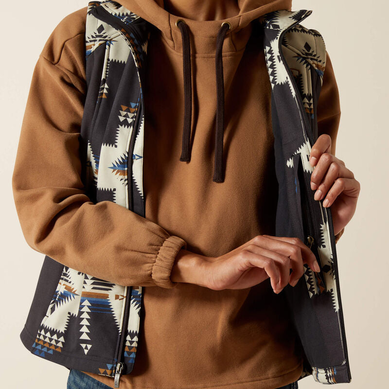 Ariat Logo Softshell Print Vest: THORNSTONE PRINT