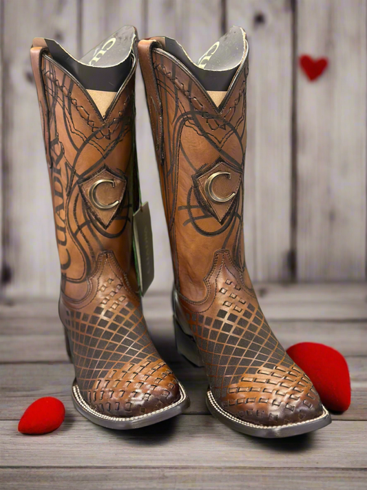 Engraved Honey Leather Cuadra Boot