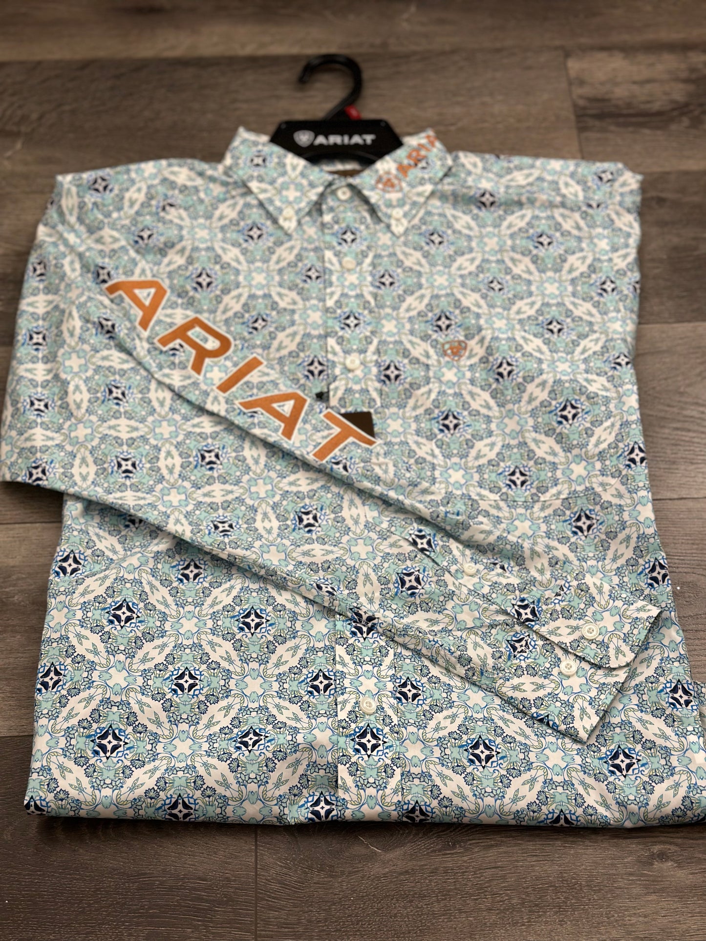 Deacon Ariat Long Sleeve